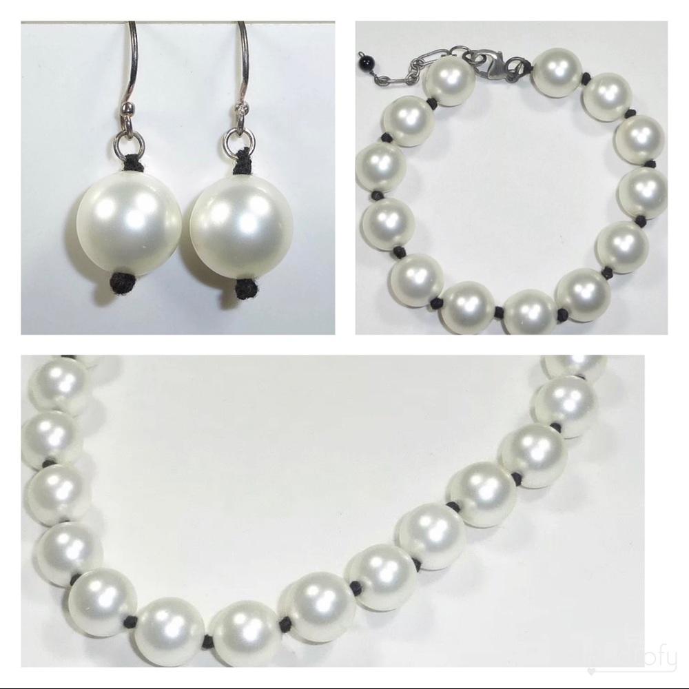 Rare Silpada white pearl set!